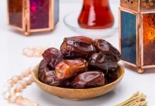 فضائل ماه مبارک رمضان بيشمار است ليكن اين تقسيم كه : ده اولش رحمت است ده وسطش مغفرت وده اخیرش خلاصی از آتش دوزخ است درست نيست