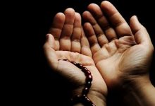 آيا در شريعت جايز است كه كسي بعوض شخص ديگري استخاره كند؟
