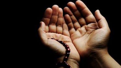 آيا در شريعت جايز است كه كسي بعوض شخص ديگري استخاره كند؟